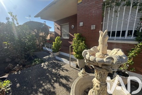 Дом с 4 спальнями в Паретс-дель-Вальесе, Барселона, Каталония, Испания № 4883