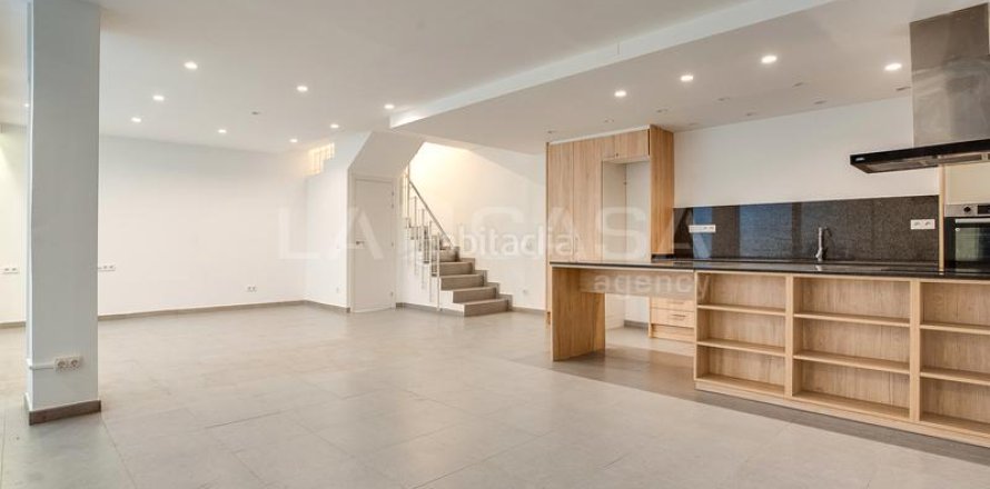 Коммерческая недвижимость 156м² в Эшампле, Барселона, Каталония, Испания № 2017