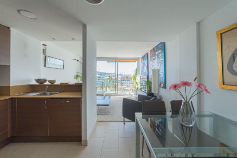 Купить квартиру в Барселона, Испания с 2 комнаты, № 1374 - фото 17