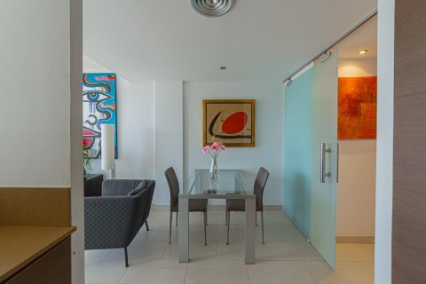 Купить квартиру в Барселона, Испания с 2 комнаты, № 1374 - фото 18