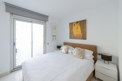 Купить квартиру в Барселона, Испания с 2 комнаты, № 1374 - фото 25