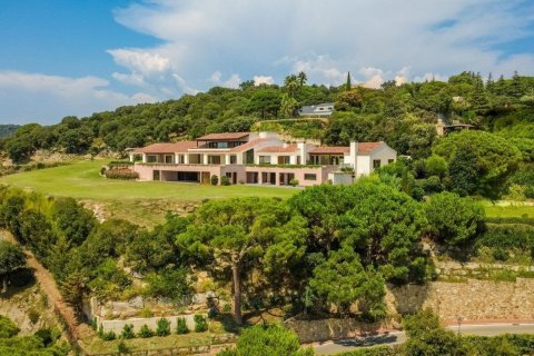 Купить дом в Сан-Андреу-де-Льяванерес, Испания с 9 комнат, № 1370 - фото 3