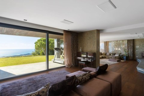 Купить дом в Сан-Андреу-де-Льяванерес, Испания с 7 комнат, № 1368 - фото 12