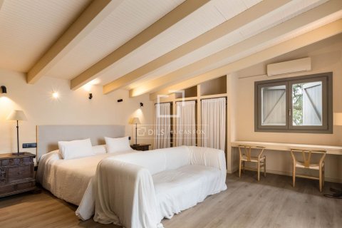 Сasa de 14 dormitorios en venta en Sant Andreu de Llavaneres, Barcelona, Cataluña, Spain № 7073 - foto 21