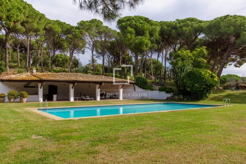 Сasa de 14 dormitorios en venta en Sant Andreu de Llavaneres, Barcelona, Cataluña, Spain № 7073 - foto 4