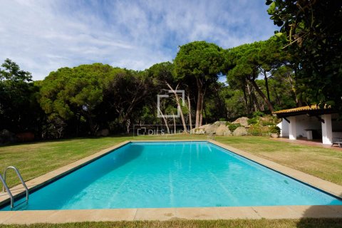 Сasa de 14 dormitorios en venta en Sant Andreu de Llavaneres, Barcelona, Cataluña, Spain № 7073 - foto 29