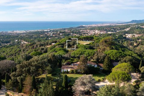 Сasa de 14 dormitorios en venta en Sant Andreu de Llavaneres, Barcelona, Cataluña, Spain № 7073 - foto 30
