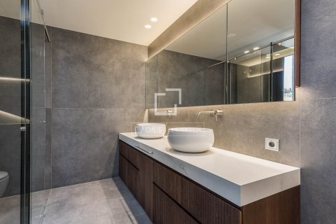 5 bedrooms penthouse for sale in Barcelona, Catalonia, Spain № 7072 - photo 12