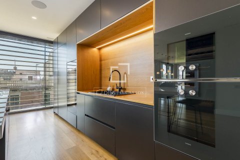 5 bedrooms penthouse for sale in Barcelona, Catalonia, Spain № 7072 - photo 17