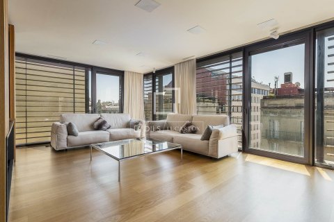 5 bedrooms penthouse for sale in Barcelona, Catalonia, Spain № 7072 - photo 24