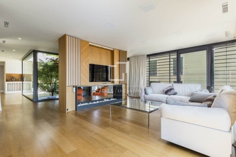 5 bedrooms penthouse for sale in Barcelona, Catalonia, Spain № 7072 - photo 25