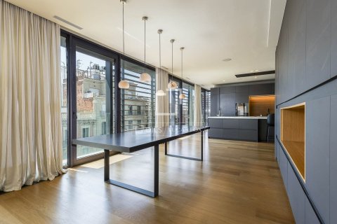 5 bedrooms penthouse for sale in Barcelona, Catalonia, Spain № 7072 - photo 22