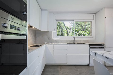 Villa de 6 dormitorios en venta en Sant Cugat del Vallès, Barcelona, Cataluña, Spain № 7075 - foto 26
