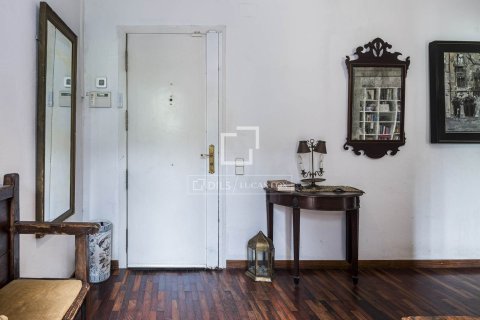 Villa de 6 dormitorios en venta en Sant Cugat del Vallès, Barcelona, Cataluña, Spain № 7075 - foto 6