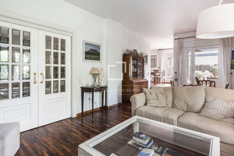 Villa de 6 dormitorios en venta en Sant Cugat del Vallès, Barcelona, Cataluña, Spain № 7075 - foto 20