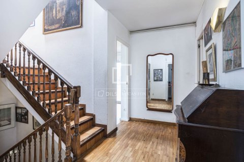 Villa de 6 dormitorios en venta en Sant Cugat del Vallès, Barcelona, Cataluña, Spain № 7075 - foto 7