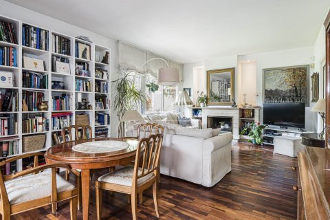 Villa de 6 dormitorios en venta en Sant Cugat del Vallès, Barcelona, Cataluña, Spain № 7075 - foto 14