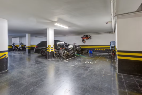 Купить квартиру в Барселона, Испания с 4 спальни, 180м², № 1131 - фото 30