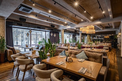 Купить коммерческую недвижимость в Эшампле, Испания 306м², № 1135 - фото 2