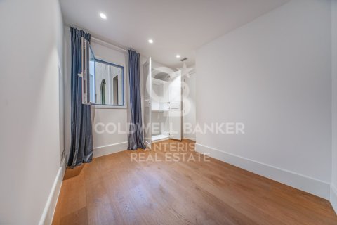 Купить пентхаус в Барселона, Испания с 2 спальни, 138м², № 7985 - фото 4