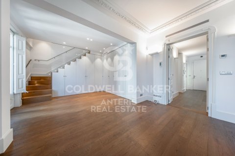 Купить пентхаус в Барселона, Испания с 2 спальни, 138м², № 7985 - фото 8