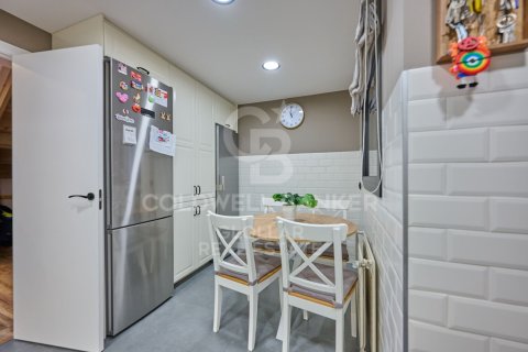 Купить квартиру в Герона, Испания с 5 спален, 180м², № 7988 - фото 12