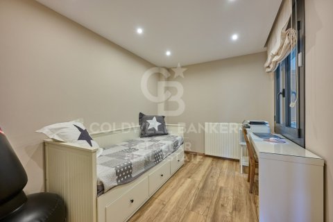 Купить квартиру в Герона, Испания с 5 спален, 180м², № 7988 - фото 26