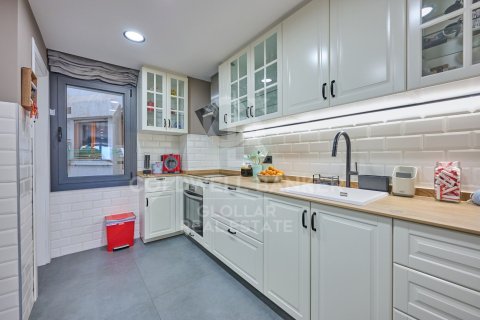 Купить квартиру в Герона, Испания с 5 спален, 180м², № 7988 - фото 10