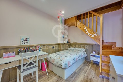 Купить квартиру в Герона, Испания с 5 спален, 180м², № 7988 - фото 18