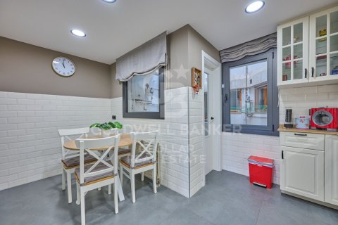 Купить квартиру в Герона, Испания с 5 спален, 180м², № 7988 - фото 11