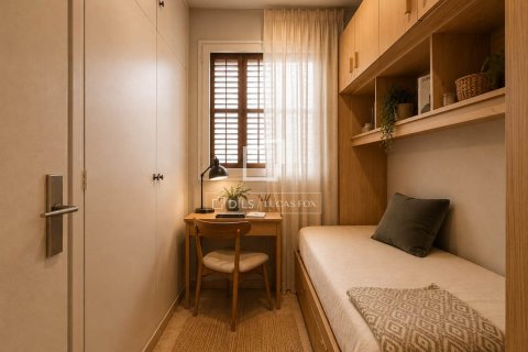 Купить квартиру в Барселона, Испания с 4 спальни, 86м², № 7159 - фото 4