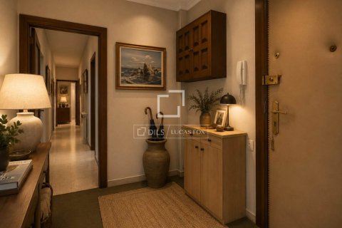 Купить квартиру в Барселона, Испания с 4 спальни, 86м², № 7159 - фото 8