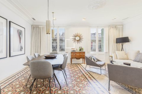 3 bedrooms apartment for sale in Barcelona, Catalonia, Spain № 7157 - photo 28