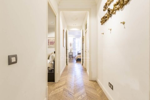 3 bedrooms apartment for sale in Barcelona, Catalonia, Spain № 7157 - photo 6