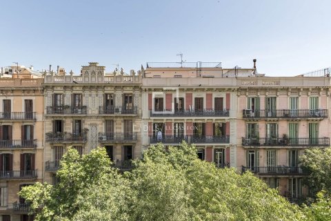 3 bedrooms apartment for sale in Barcelona, Catalonia, Spain № 7157 - photo 18