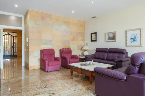 6 bedrooms house for sale in Mataro, Barcelona, Catalonia, Spain № 7153 - photo 12