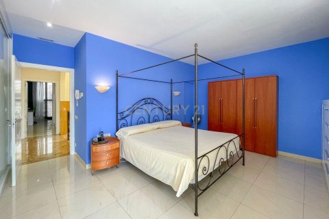 6 bedrooms house for sale in Mataro, Barcelona, Catalonia, Spain № 7153 - photo 21