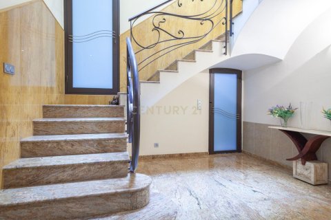 6 bedrooms house for sale in Mataro, Barcelona, Catalonia, Spain № 7153 - photo 16