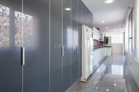 6 bedrooms house for sale in Mataro, Barcelona, Catalonia, Spain № 7153 - photo 6