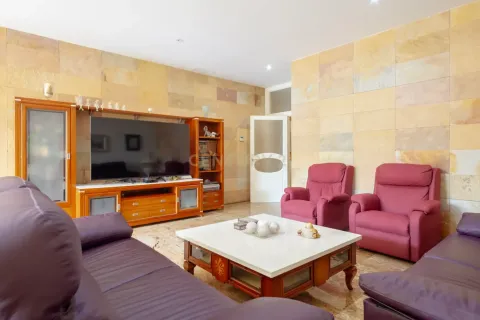 6 bedrooms house for sale in Mataro, Barcelona, Catalonia, Spain № 7153 - photo 11