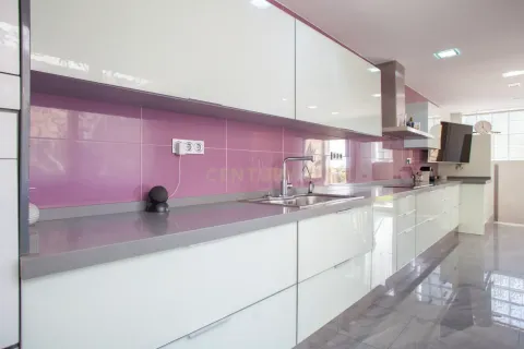 6 bedrooms house for sale in Mataro, Barcelona, Catalonia, Spain № 7153 - photo 4