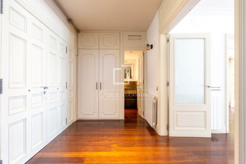 Купить виллу в Сан-Жуст-Десверн, Испания с 3 спальни, 483м², № 7158 - фото 22