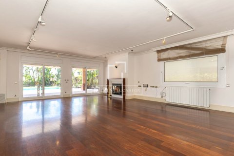 Купить виллу в Сан-Жуст-Десверн, Испания с 3 спальни, 483м², № 7158 - фото 19