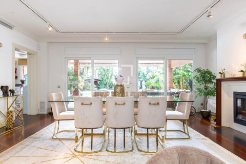Купить виллу в Сан-Жуст-Десверн, Испания с 3 спальни, 483м², № 7158 - фото 14