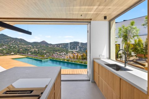 5 bedrooms villa for sale in Cabrils, Barcelona, Catalonia, Spain № 7155 - photo 7