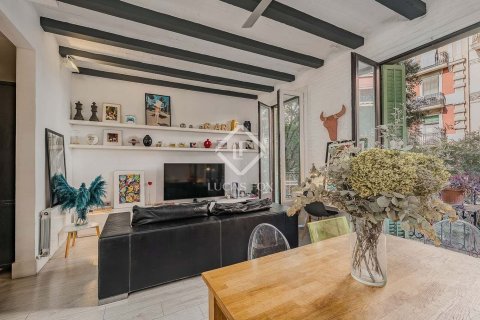 Квартира с 4 спальнями в Эшампле, Барселона, Каталония, Испания № 2680