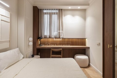 4 bedrooms apartment for sale in Barcelona, Catalonia, Spain № 3981 - photo 18