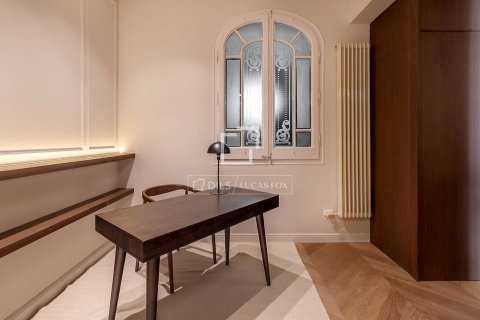 4 bedrooms apartment for sale in Barcelona, Catalonia, Spain № 3981 - photo 14