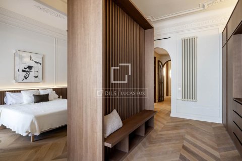 4 bedrooms apartment for sale in Barcelona, Catalonia, Spain № 3981 - photo 27