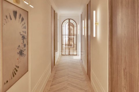 4 chambres apartment à vendre à Barcelona, Catalonia, Spain № 3981 - photo 5